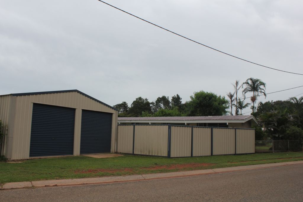 sales_detail.php?property1Dir=ASC&property1Order=Sorter_suburb&property_id=17