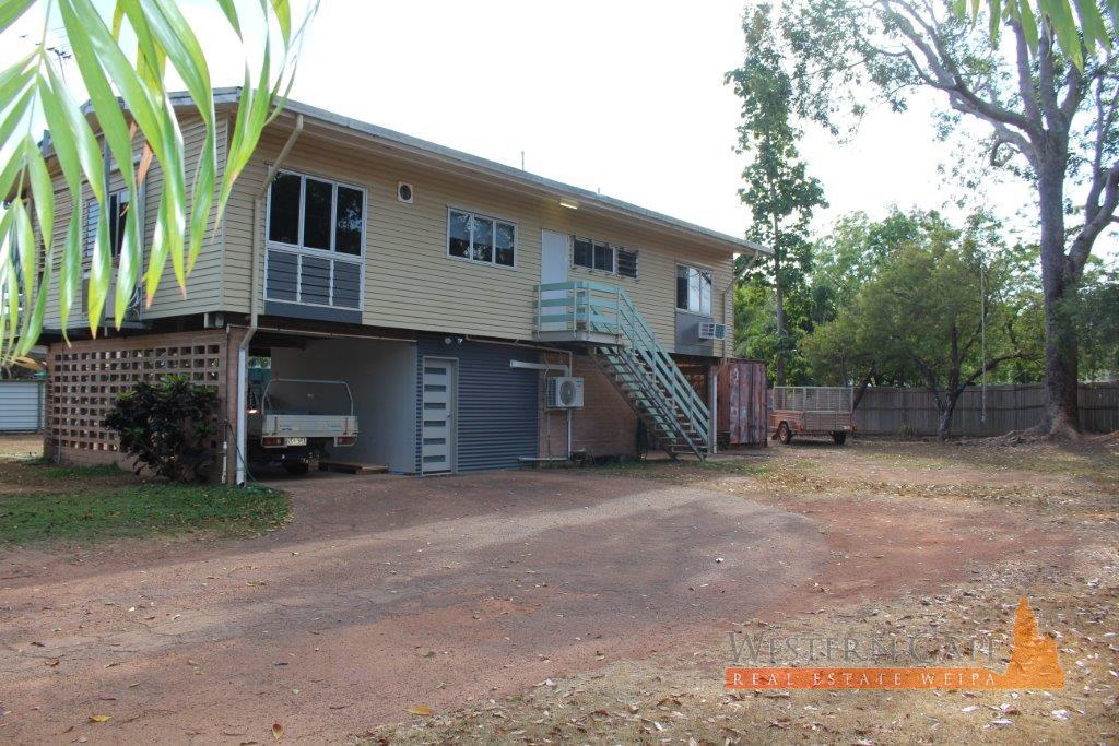 sales_detail.php?property_id=93